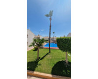 Objekte zum Wiederverkauf - Bungalow - Torrevieja - TORREVIEJA