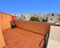 Objekte zum Wiederverkauf - Bungalow - Torrevieja - TORREVIEJA