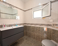 Objekte zum Wiederverkauf - Casa - Torrevieja - TORREVIEJA