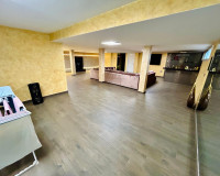 Objekte zum Wiederverkauf - - CHALET - Torrevieja - La Mata