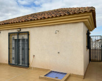 Objekte zum Wiederverkauf - Detached House / Villa - Algorfa