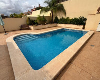 Objekte zum Wiederverkauf - Detached House / Villa - Torrevieja