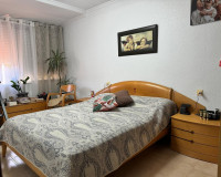 Objekte zum Wiederverkauf - Doppelhaus - Torrevieja - TORREVIEJA