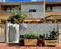 Objekte zum Wiederverkauf - Doppelhaus - Torrevieja - TORREVIEJA
