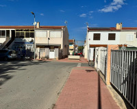 Objekte zum Wiederverkauf - Doppelhaus - Torrevieja - TORREVIEJA