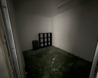 Objekte zum Wiederverkauf - Kommerziell - Torrevieja - TORREVIEJA