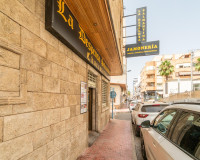 Objekte zum Wiederverkauf - Kommerziell - Torrevieja - TORREVIEJA