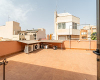 Objekte zum Wiederverkauf - Kommerziell - Torrevieja - TORREVIEJA