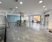Objekte zum Wiederverkauf - Kommerziell - Torrevieja - TORREVIEJA