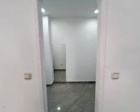 Objekte zum Wiederverkauf - Kommerziell - Torrevieja - TORREVIEJA