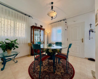 Objekte zum Wiederverkauf - Single Family Home - Orihuela Costa