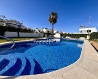Objekte zum Wiederverkauf - Stadthaus - Orihuela Costa - TORREVIEJA