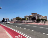 Objekte zum Wiederverkauf - Stadthaus - Torrevieja - Aguas nuevas 2
