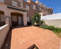 Objekte zum Wiederverkauf - Stadthaus - Torrevieja - Aguas nuevas 2