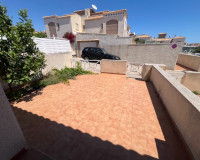 Objekte zum Wiederverkauf - Stadthaus - Torrevieja - Aguas nuevas 2