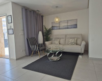 Objekte zum Wiederverkauf - Stadthaus - Torrevieja - Aguas Nuevas
