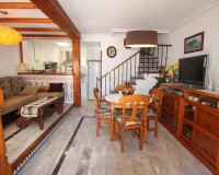 Objekte zum Wiederverkauf - Stadthaus - Torrevieja - La Mata