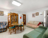 Objekte zum Wiederverkauf - Stadthaus - Torrevieja - Los Europeos