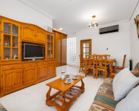 Objekte zum Wiederverkauf - Stadthaus - Torrevieja - TORREVIEJA