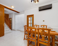 Objekte zum Wiederverkauf - Stadthaus - Torrevieja - TORREVIEJA