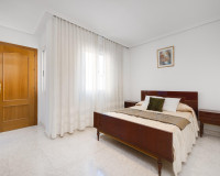 Objekte zum Wiederverkauf - Stadthaus - Torrevieja - TORREVIEJA