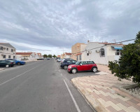 Objekte zum Wiederverkauf - Stadthaus - Torrevieja - TORREVIEJA