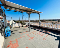 Objekte zum Wiederverkauf - Stadthaus - Torrevieja - TORREVIEJA