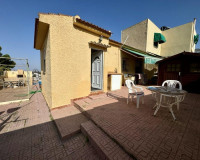 Objekte zum Wiederverkauf - Villa / Doppelhaushälfte - Torrevieja - Los Balcones - Los Altos del Edén