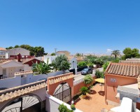 Objekte zum Wiederverkauf - Villa / Doppelhaushälfte - Torrevieja - TORREVIEJA