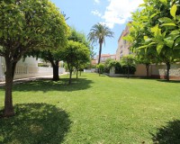 Objekte zum Wiederverkauf - Villa / Doppelhaushälfte - Torrevieja - TORREVIEJA