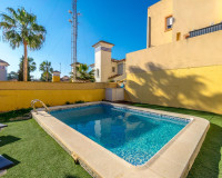 Objekte zum Wiederverkauf - Villa freitstehend - Orihuela Costa - TORREVIEJA