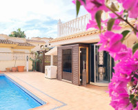 Objekte zum Wiederverkauf - Villa freitstehend - Orihuela Costa - Villamartín-Las Filipinas