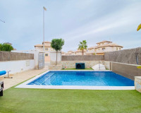 Objekte zum Wiederverkauf - Villa freitstehend - Orihuela Costa