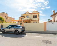 Objekte zum Wiederverkauf - Villa freitstehend - Torrevieja - Aguas nuevas 2