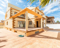 Objekte zum Wiederverkauf - Villa freitstehend - Torrevieja - Aguas nuevas 2