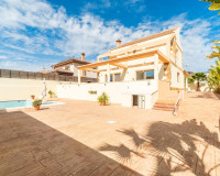 Objekte zum Wiederverkauf - Villa freitstehend - Torrevieja - Aguas nuevas 2