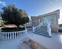 Objekte zum Wiederverkauf - Villa freitstehend - Torrevieja - Los Balcones - Los Altos del Edén