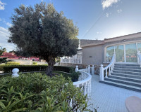 Objekte zum Wiederverkauf - Villa freitstehend - Torrevieja - Los Balcones - Los Altos del Edén