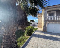 Objekte zum Wiederverkauf - Villa freitstehend - Torrevieja - Los Balcones - Los Altos del Edén