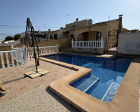 Objekte zum Wiederverkauf - Villa freitstehend - Torrevieja - Orihuela Costa