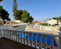 Objekte zum Wiederverkauf - Villa freitstehend - Torrevieja - Orihuela Costa