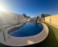 Objekte zum Wiederverkauf - Villa freitstehend - Torrevieja - TORREVIEJA