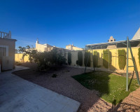 Objekte zum Wiederverkauf - Villa freitstehend - Torrevieja - TORREVIEJA