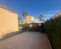 Objekte zum Wiederverkauf - Villa freitstehend - Torrevieja - TORREVIEJA