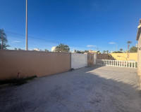 Objekte zum Wiederverkauf - Villa freitstehend - Torrevieja - TORREVIEJA