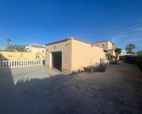 Objekte zum Wiederverkauf - Villa freitstehend - Torrevieja - TORREVIEJA