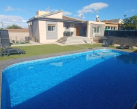 Objekte zum Wiederverkauf - Villa freitstehend - Torrevieja - TORREVIEJA