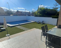 Objekte zum Wiederverkauf - Villa freitstehend - Torrevieja - TORREVIEJA