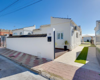 Objekte zum Wiederverkauf - Villa freitstehend - Torrevieja - TORREVIEJA