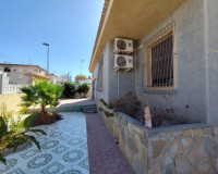 Objekte zum Wiederverkauf - Villa freitstehend - Torrevieja - TORREVIEJA